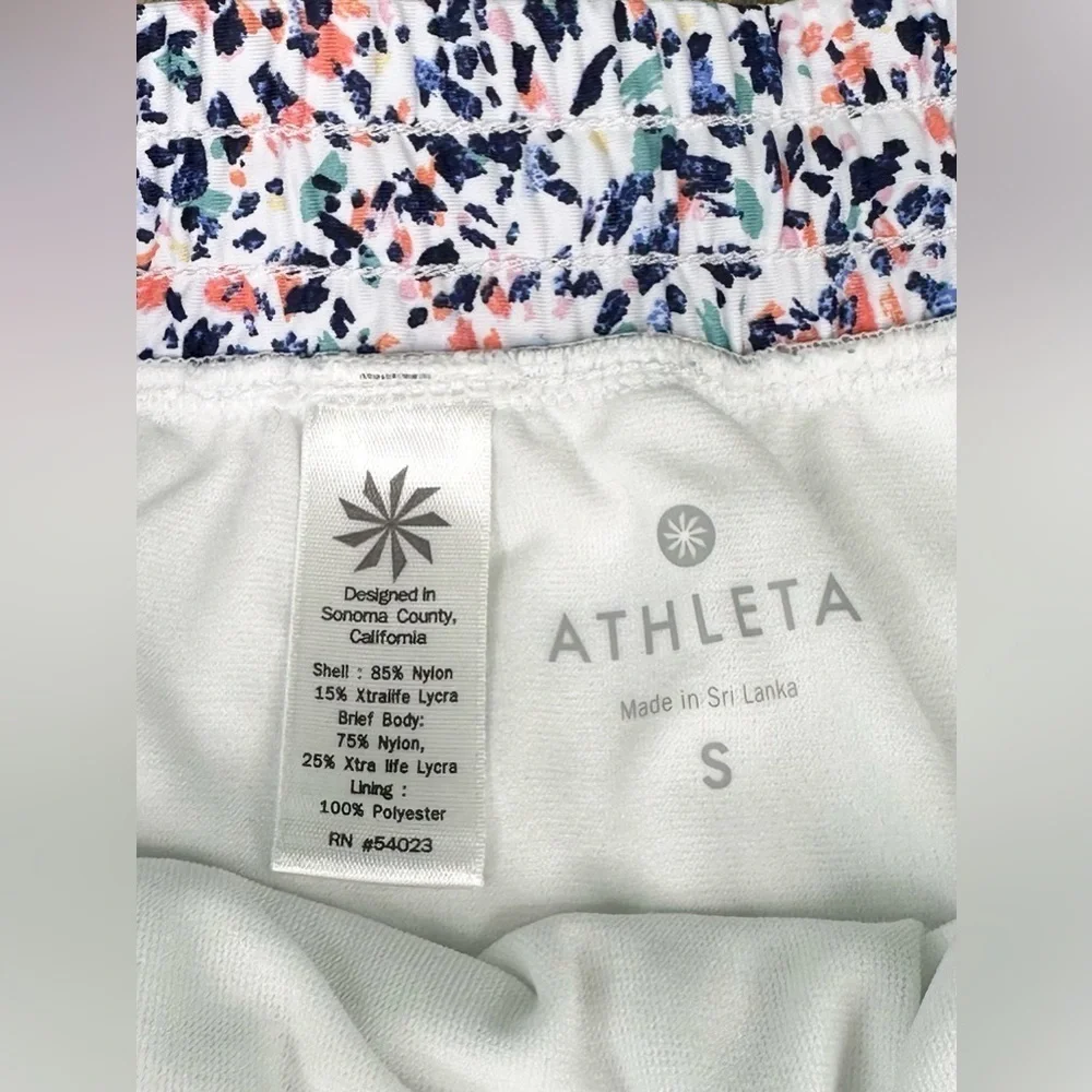 Athleta Women’s Floral Petal Shorts Size Small